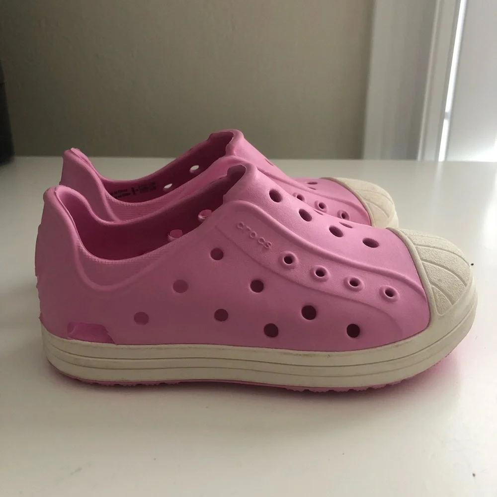 CROCS Kids Pink Slip-On Play Shoes, Size 8